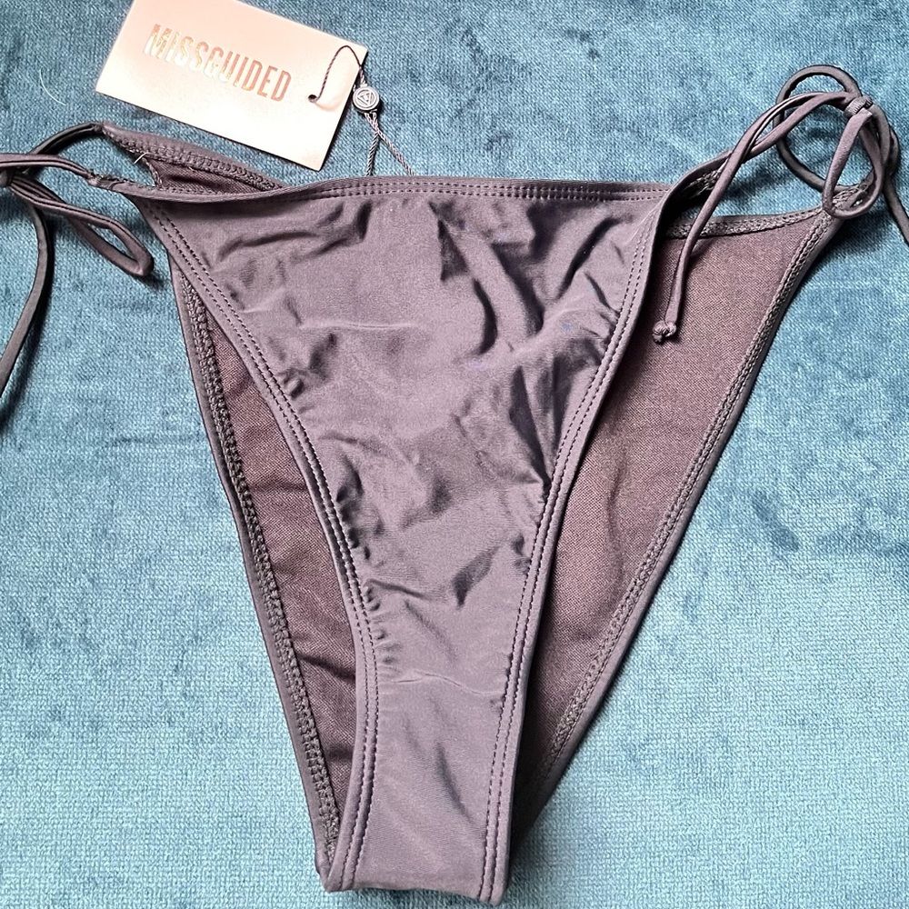 NWT Misguided Cheeky Bikini Bottoms